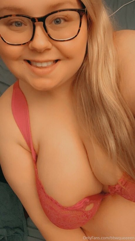 bbwqueeeen model sexy images