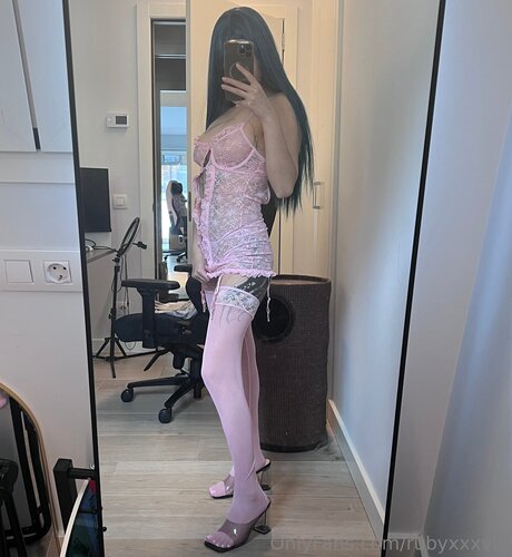 rubyxxxvip star naked pictures