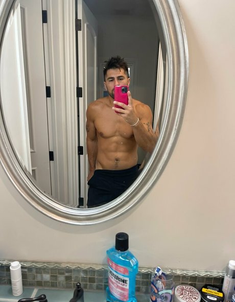 toddysmith naked actress photo