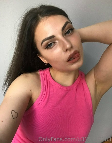 merce sweet model top pic