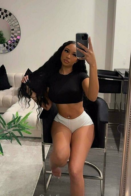 white bbw onlyfans adult pic