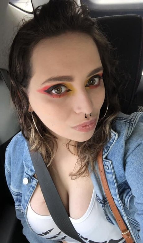 DaniLou pornstar nice pic