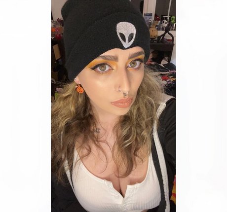 DaniLou model sexy picture