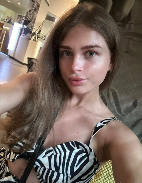 sweetylera69 star adult image