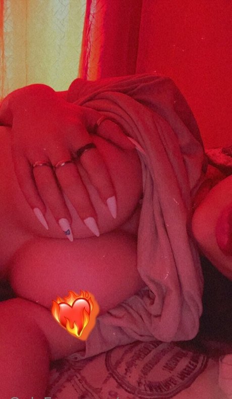 caroamayaaaa star top photo