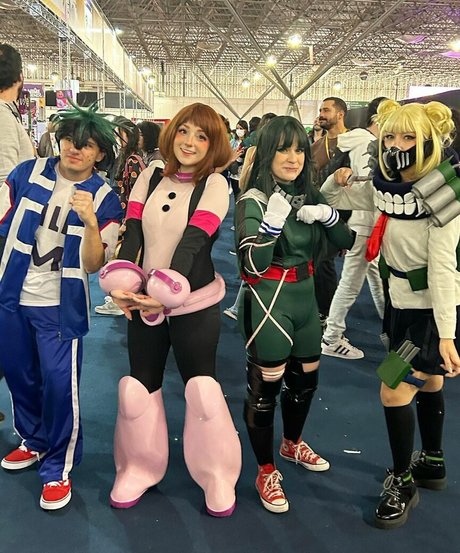 dejulhacosplay pretty actress picture