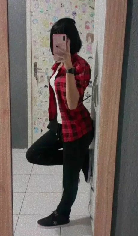 xdollkitty model pretty photos