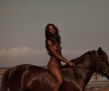 Megan Milan sexy model galleries