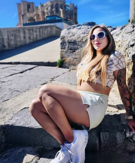 Gabriela Lori star hot img