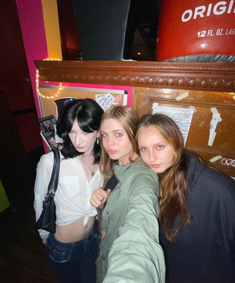 Cherry Darling pornstar erotic archive