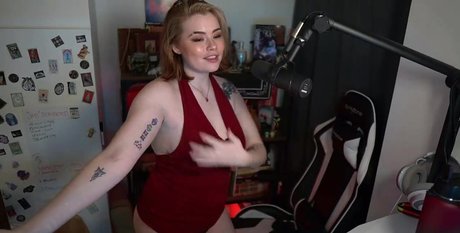 itssabrinalynn nudes model gallery