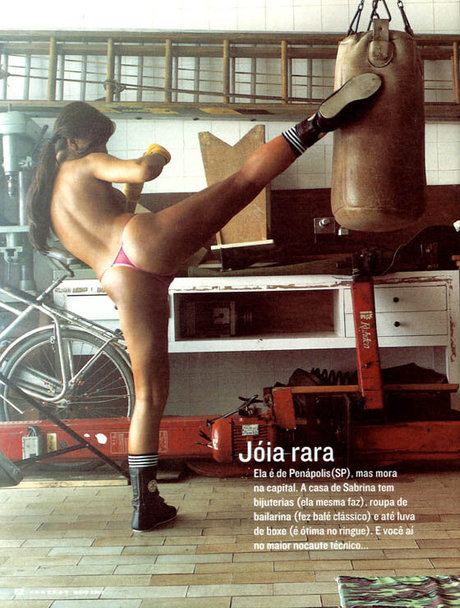 flat chested onlyfans nude photos