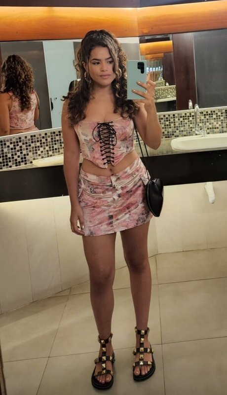 Maisa naked star pic