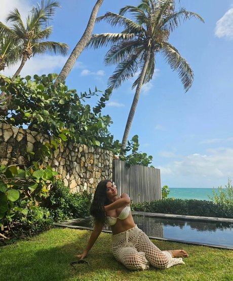 Maisa star beautiful images