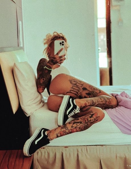 Bantikboy model erotic img