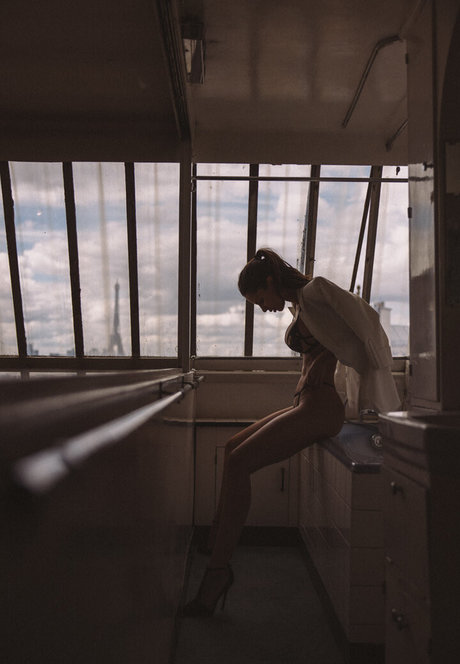 Budai Brigi model naked archive