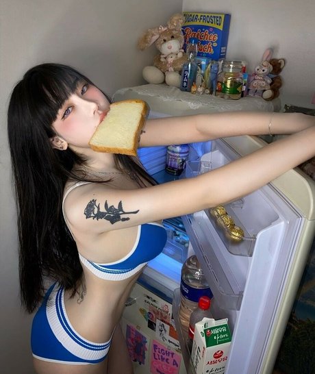 Naughty Rabbit pornstar perfect images