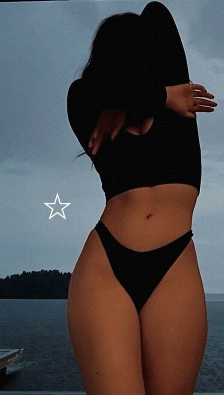 wspghost nude model pics