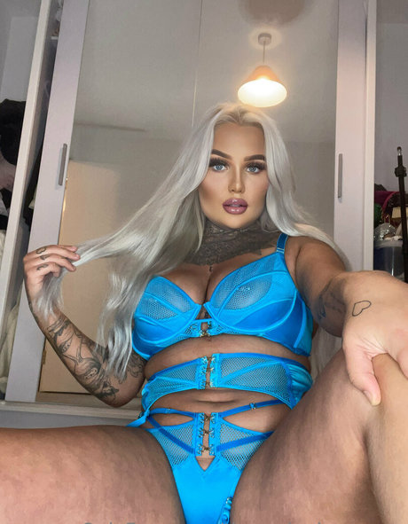 inkedblondieeee star erotic gallery