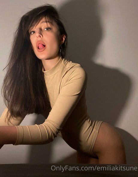 onlyemiliaa top star archive