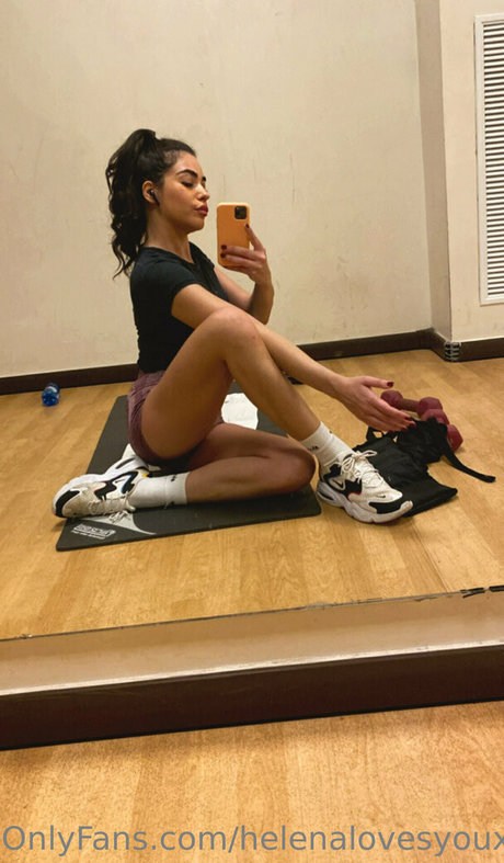 helenalovesyoux art star gallery