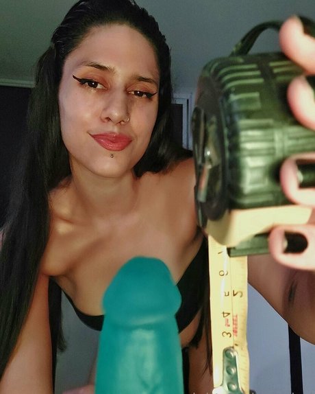 gddss luzbel model nudes images