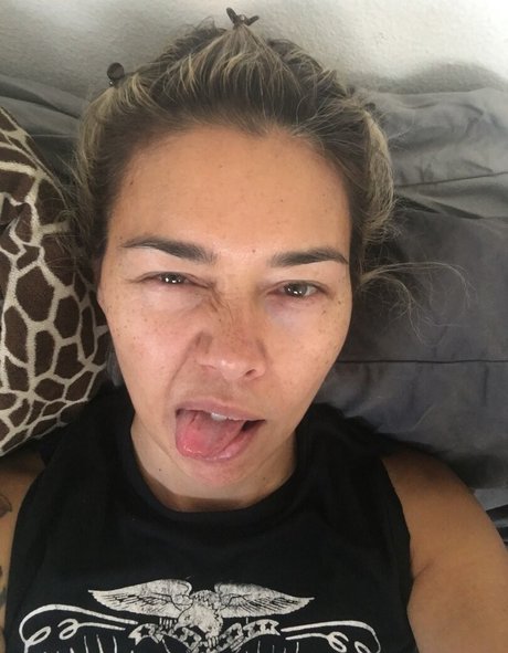 thedanavespoli nude actress pics