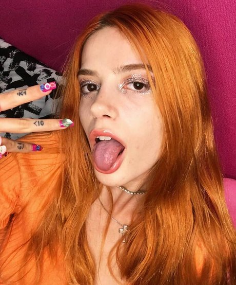 Akasi ASMR model beautiful galleries