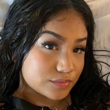 Only Kiki nude model picture