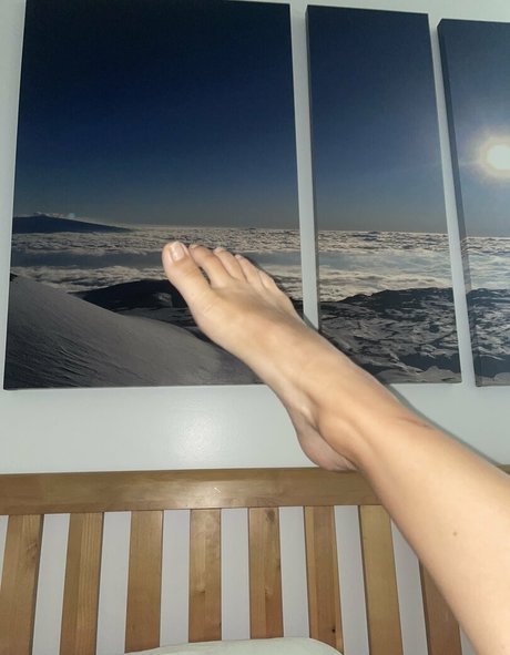 thebarefootcutie pornstar erotic pic