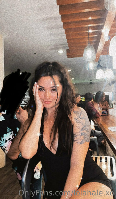 lolahale xo porn actress gallery