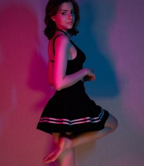 Mary Dixon Profile pic