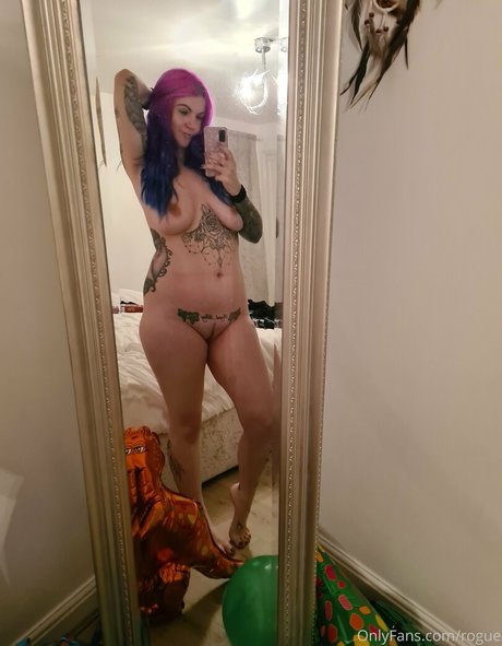 rogue naked pornstar img