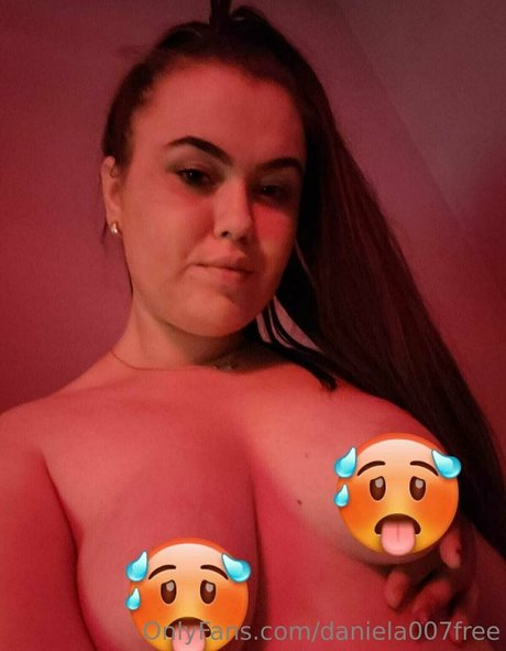 daniela007free Profile pic