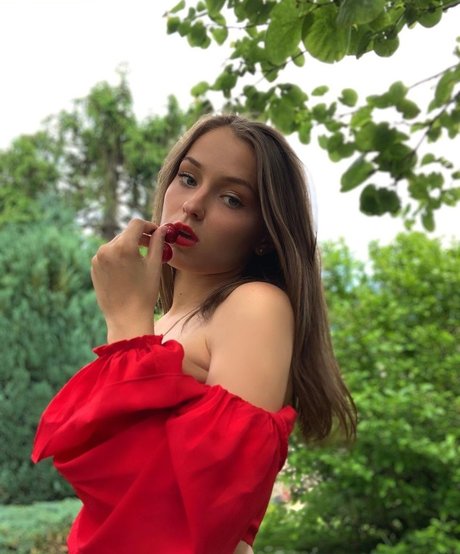 Romane Salvetti pornstar free picture