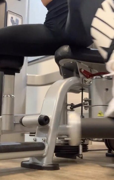 Romane Salvetti porn model archive