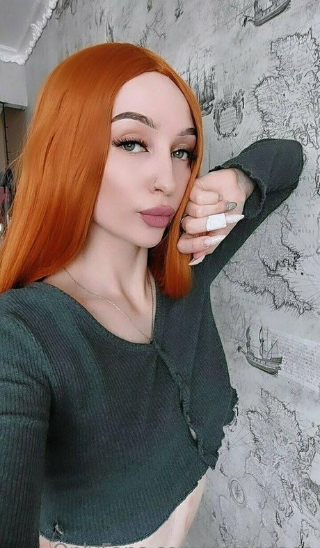 nataspace model adult picture