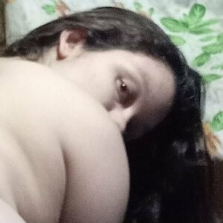 ariana271 porn star photo