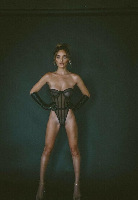 Nikki Rose star porn picture