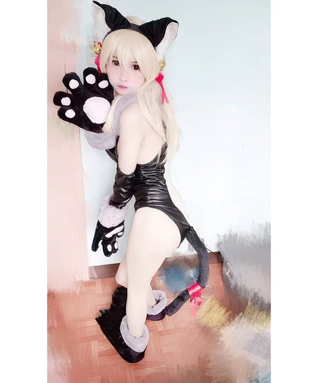 Joyce Poring art star images