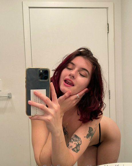 Maria Decomo star hot picture