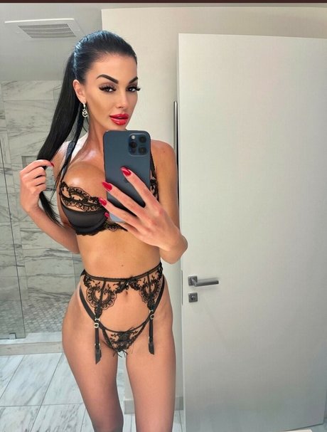 Nikita Reznikova xxx pornstar photo