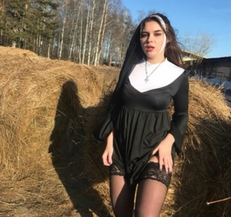 alice wood erotic actress picture