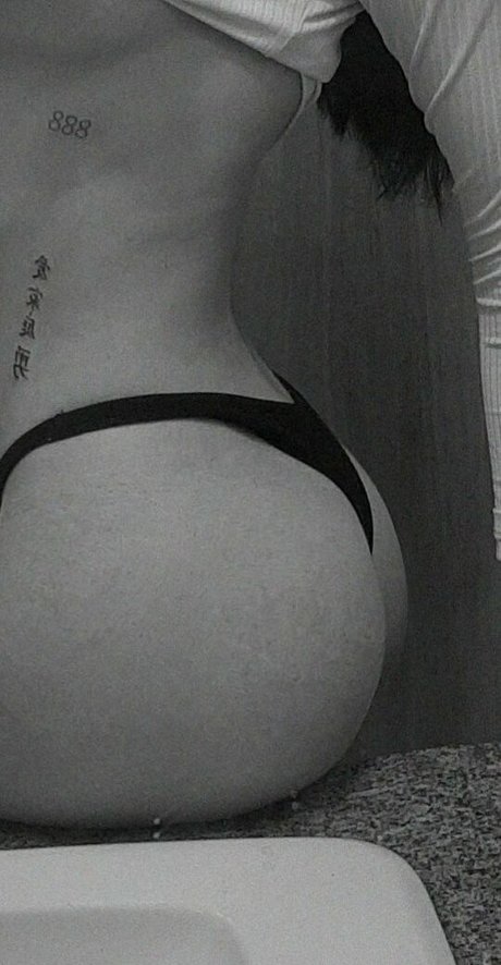 oliveiiranatt pornstar beautiful picture