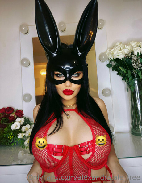 alexandra ale free free star pic