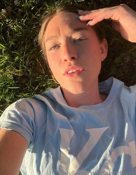 LakinDayXO perfect pornstar pictures