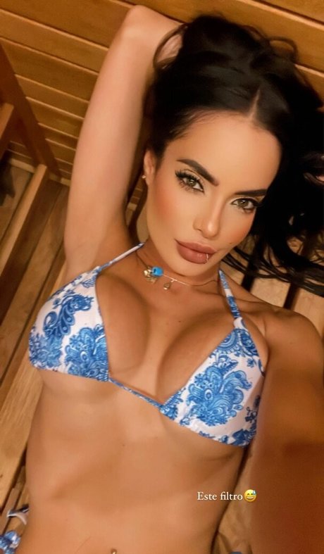 Mariell Andreina Rodriguez pretty model photo