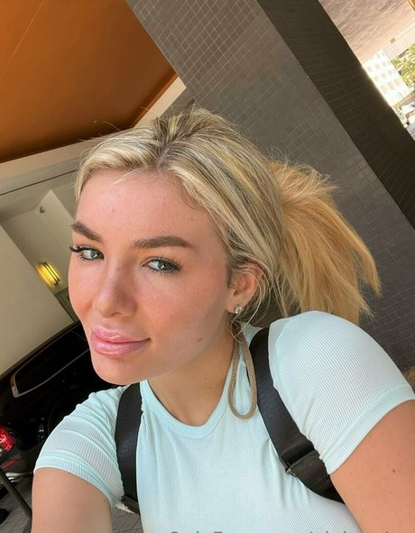 elainavice hd star img