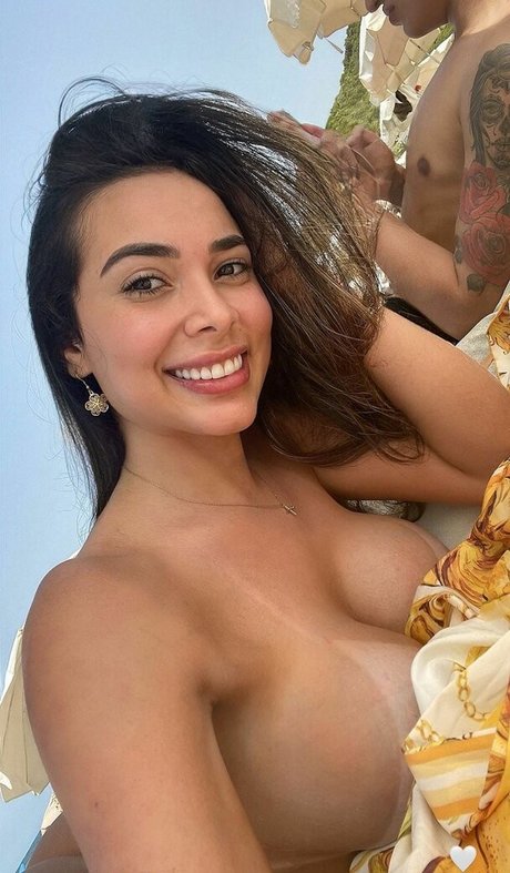 Ester Ana art actress img