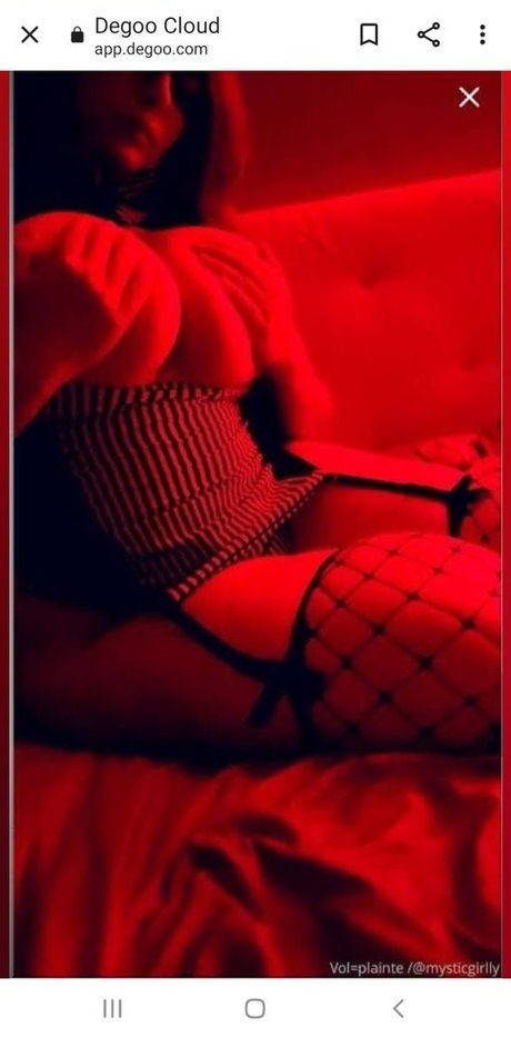 Onesarahhh exclusive actress image